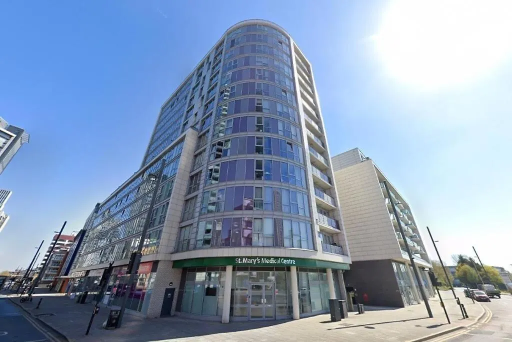 Stunning 2 Bedroom 2 Bathroom Flat With Panoramic View London Apartment
